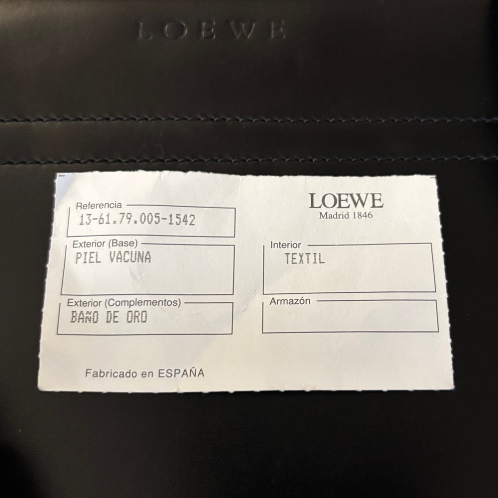 LOEWE Classic Minimalist Luxury Tote/Shoulder Bag TWO COA’s LOEWE Dust Bag - Picture 17 of 17